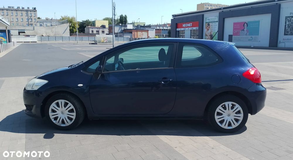 Toyota Auris 1.6 VVT-i Luna - 2
