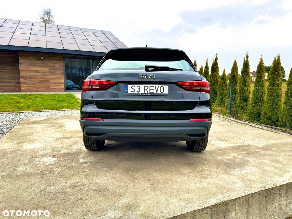 Audi Q3 45 TFSIe S tronic - 11