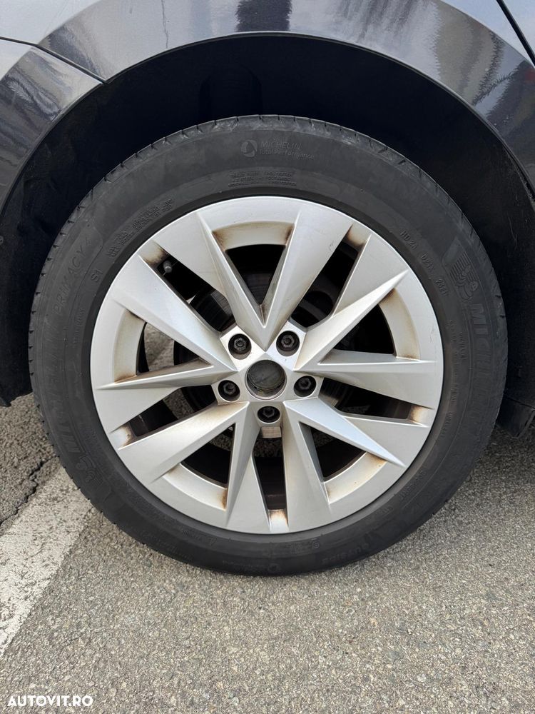 Skoda Octavia 2.0 TDI (Green tec) DSG Style - 11