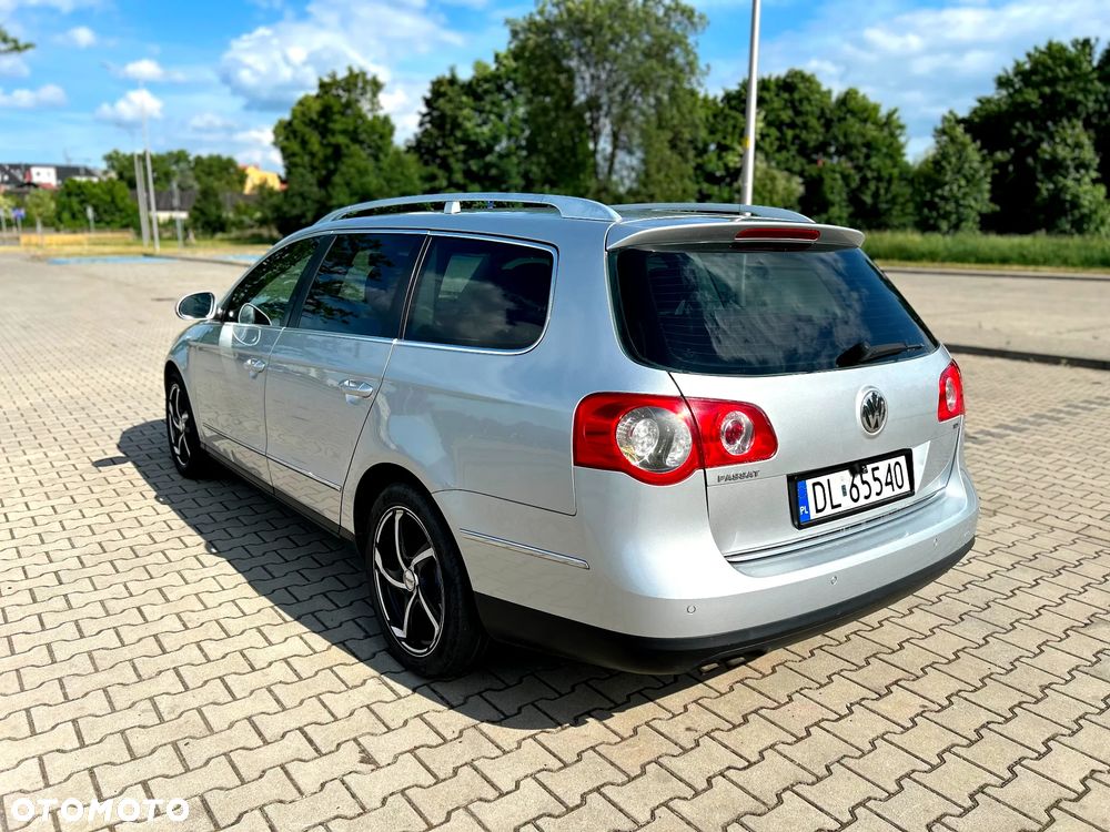 Volkswagen Passat 1.9 TDI Comfortline - 4