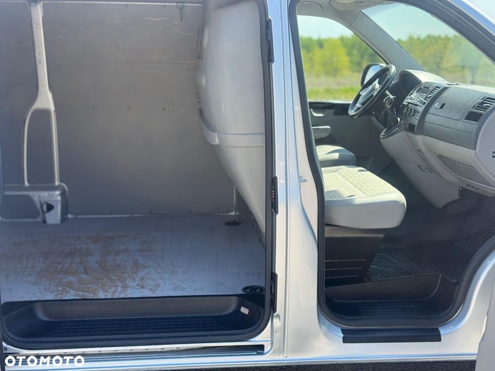 Volkswagen Transporter - 20