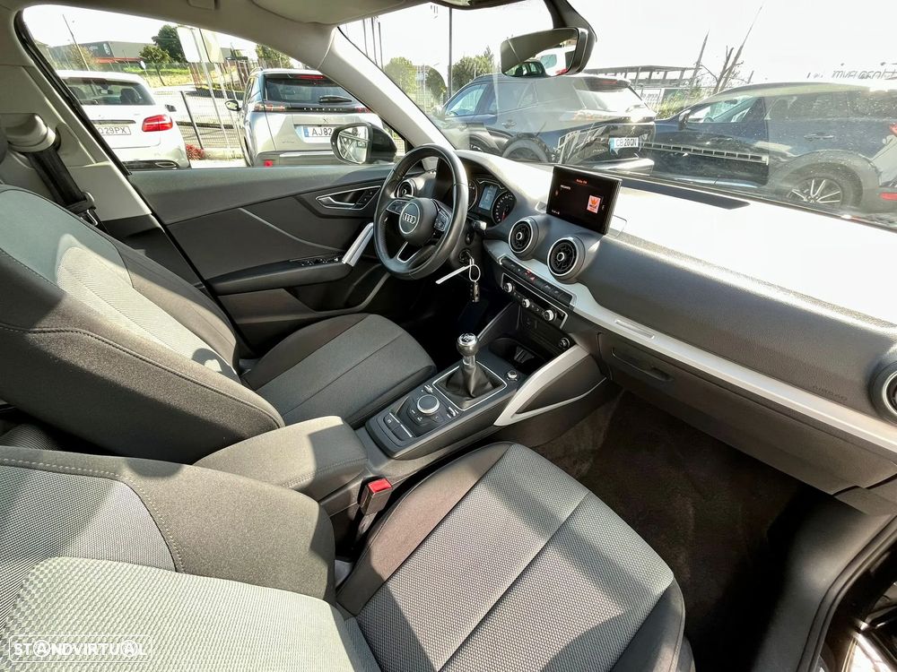 Audi Q2 30 TFSI Design - 12