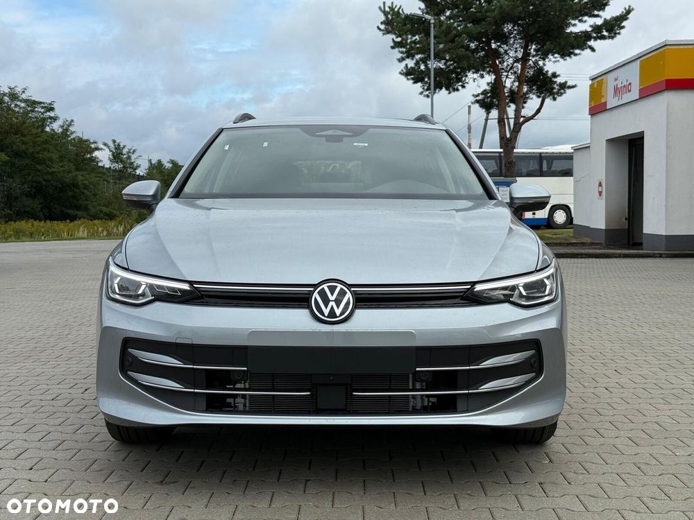 Volkswagen Golf - 2