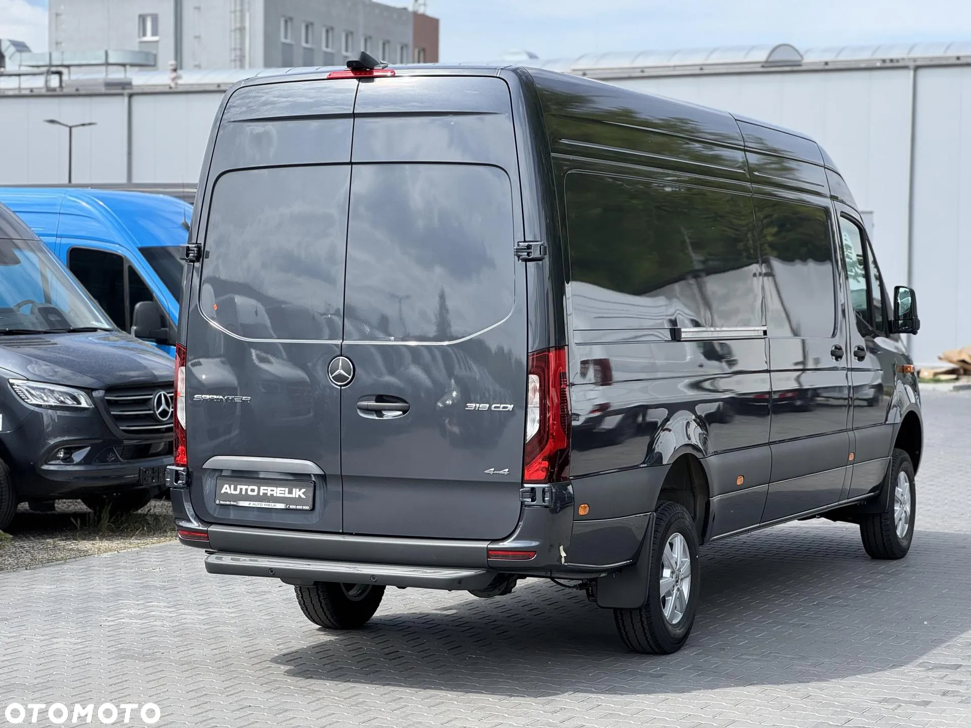 Mercedes-Benz Sprinter - 6
