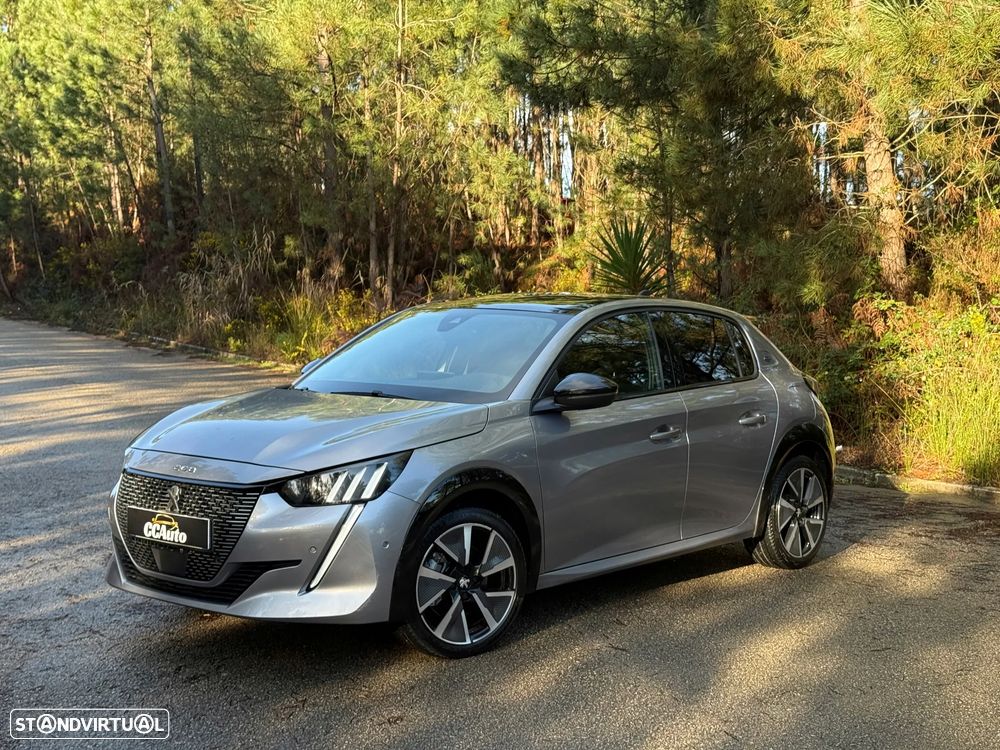 Peugeot e-208 GT - 1