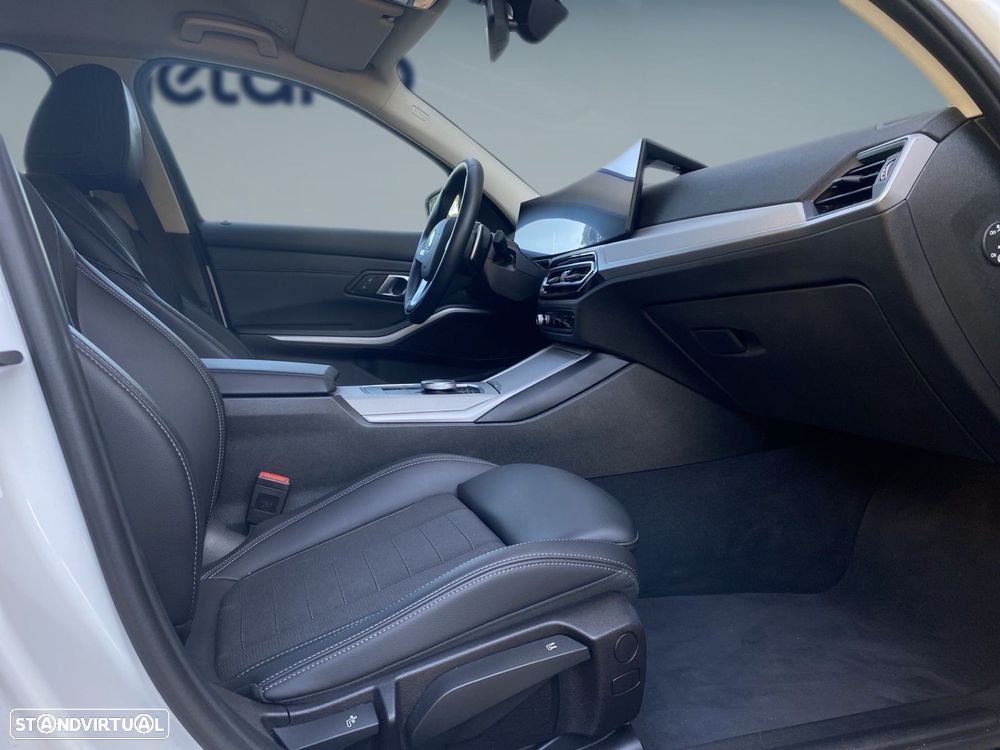 BMW 320 e Auto - 13