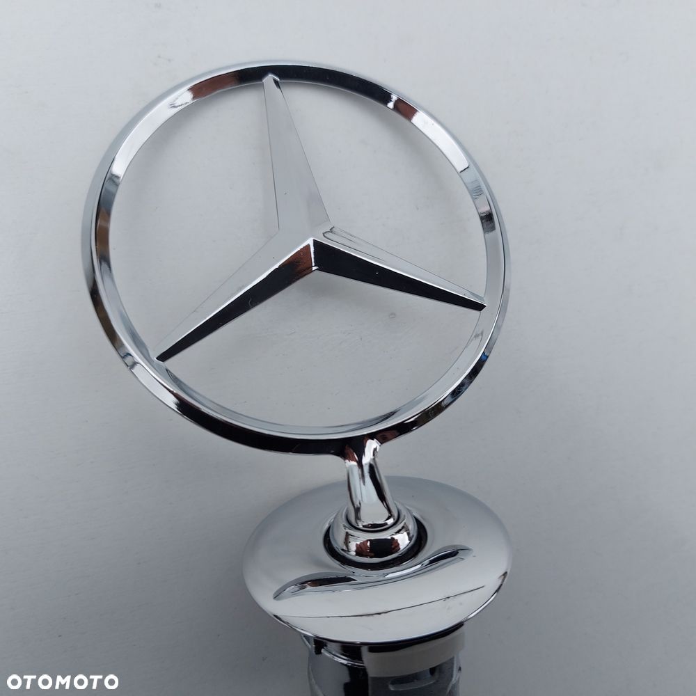 ZNACZEK EMBLEMAT NA MASKE MERCEDES GLE W167 C W204 E W211 W212 W213 S W221 W222 W223 EQS W296 ORYGINAL NOWY 2218800086 - 19