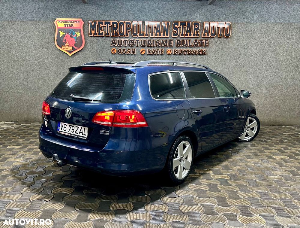 Volkswagen Passat 2.0 TDI Blue TDI Comfortline - 3