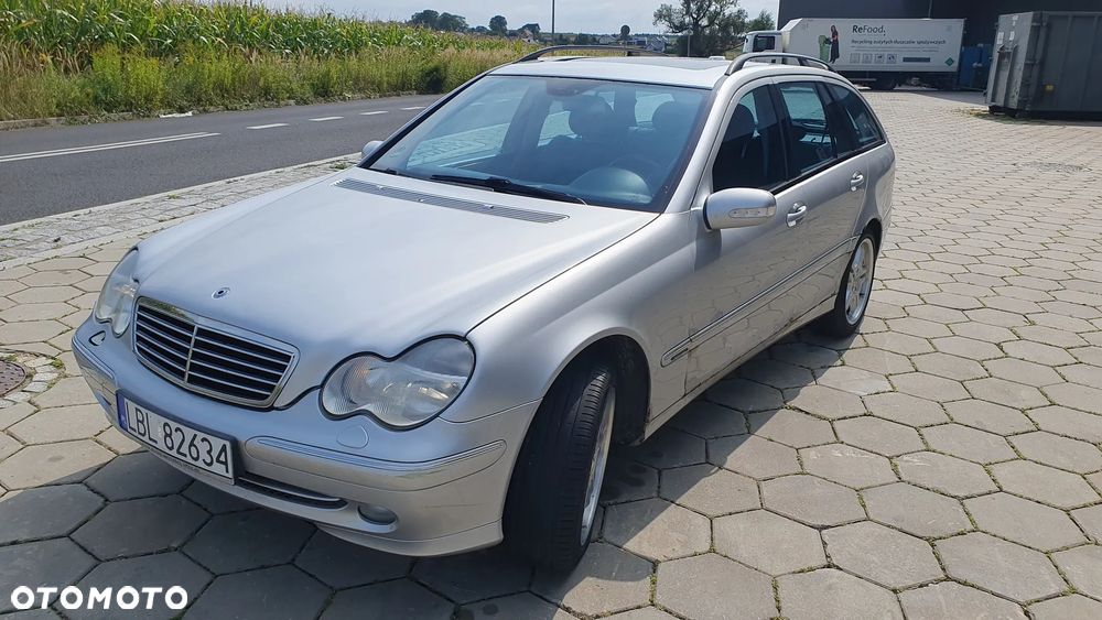 Mercedes-Benz Klasa C 240 4Matic Avantgarde - 2