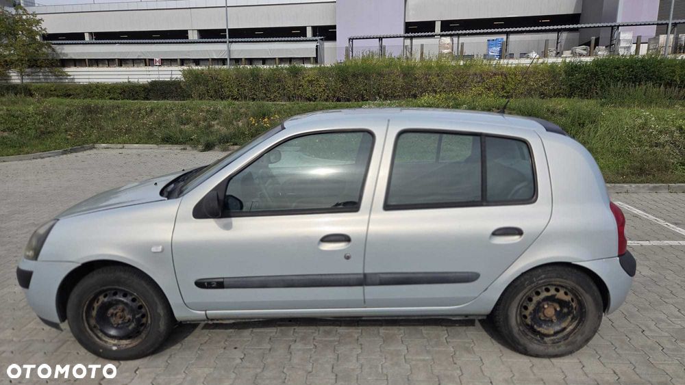 Renault Clio - 1