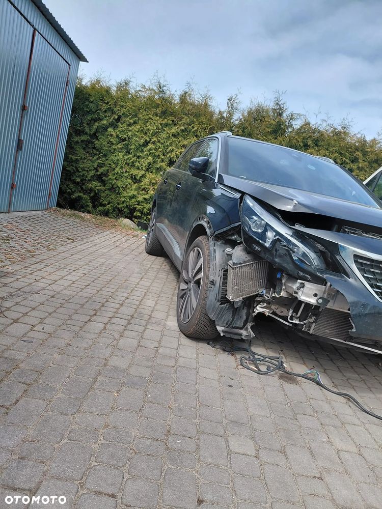 Peugeot 5008 1.2 PureTech Allure S&S - 8