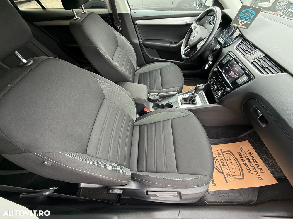 Skoda Octavia 2.0 TDI (Green tec) DSG Joy - 20