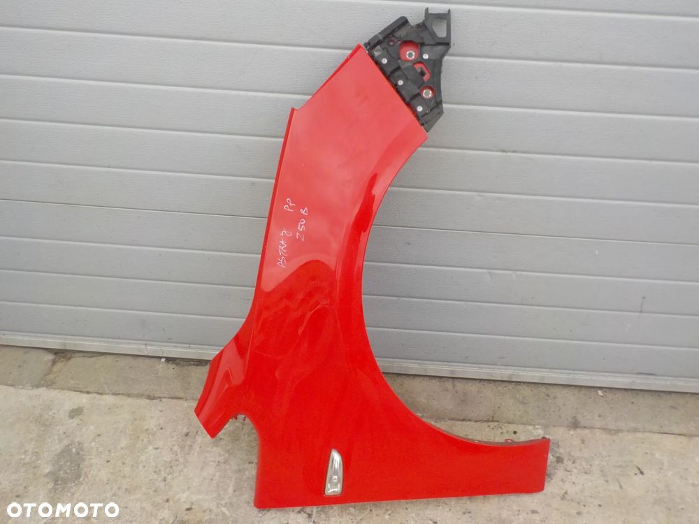 OPEL ASTRA IV J BŁOTNIK PRAWY PRZÓD PRZEDNI KOLOR Z50B - 1