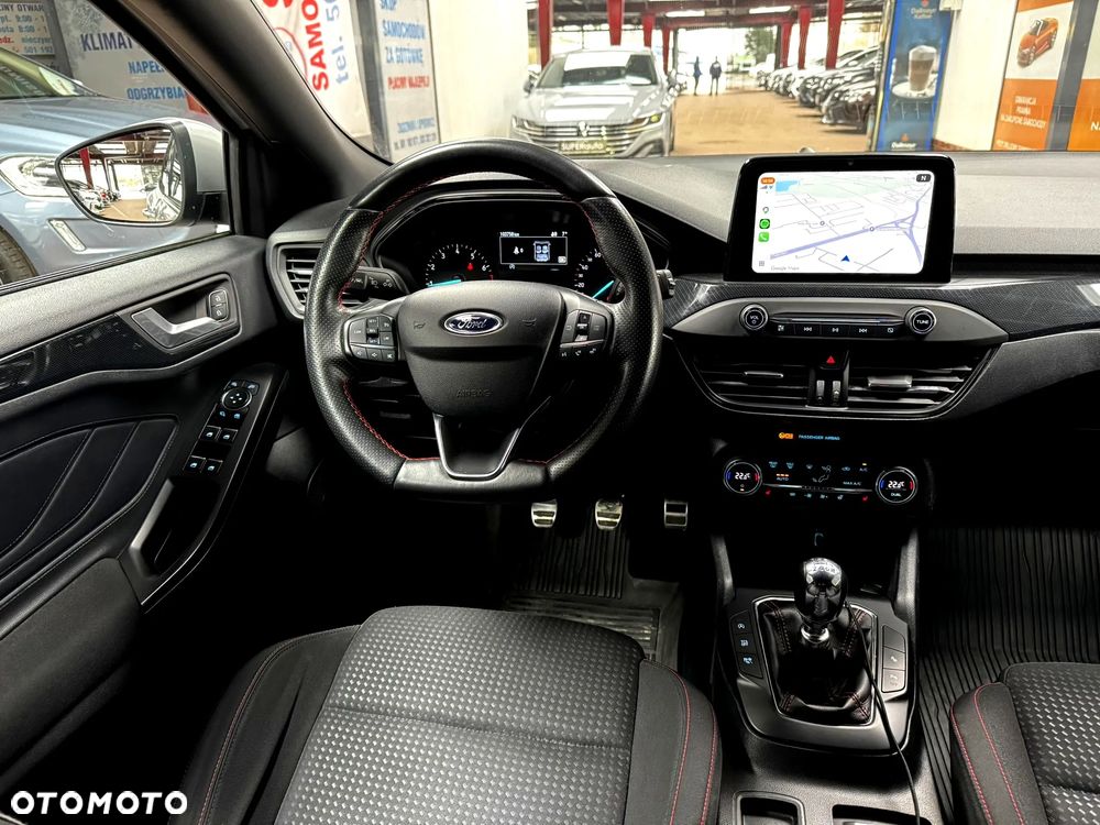 Ford Focus 1.0 EcoBoost ST-Line - 15