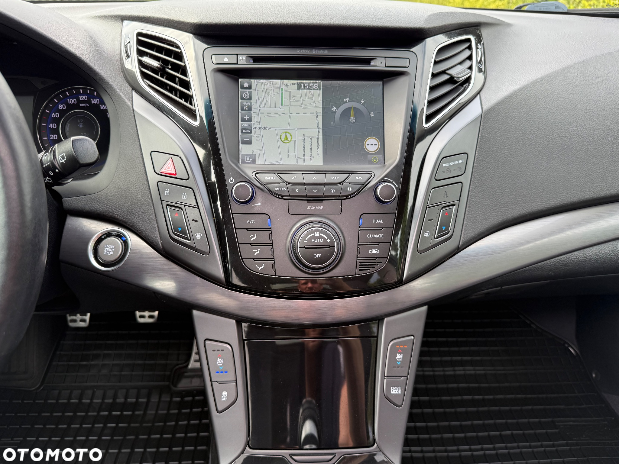Hyundai i40 Kombi 1.7 CRDi Premium - 30