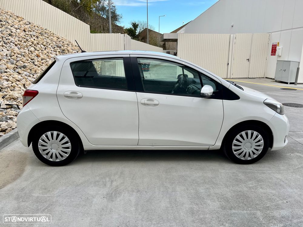 Toyota Yaris 1.4 D-4D ACtive+AC - 12