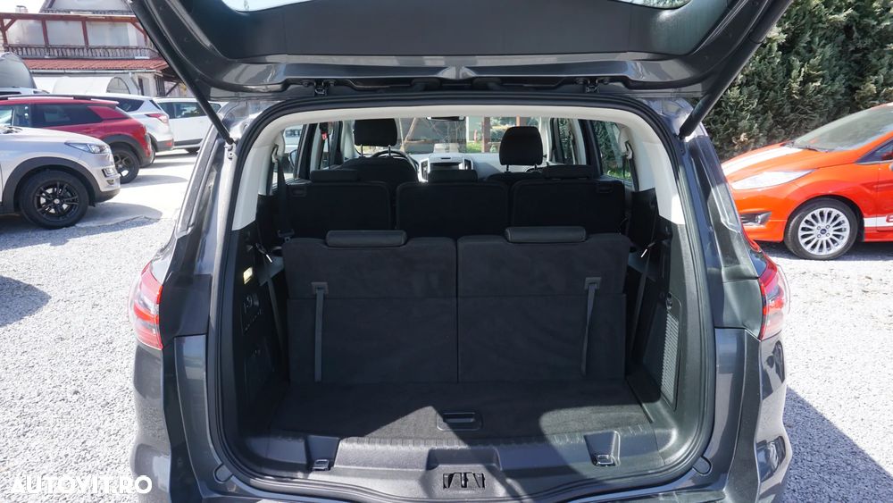 Ford S-Max 2.0 TDCi Titanium - 14