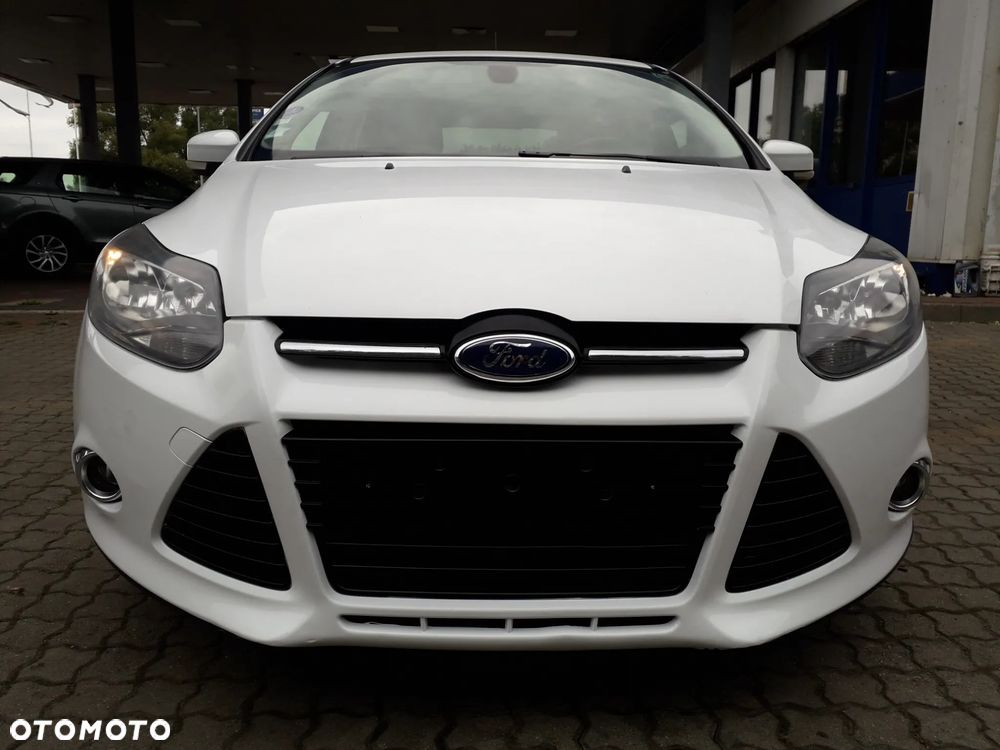 Ford Focus 1.0 EcoBoost Titanium - 27