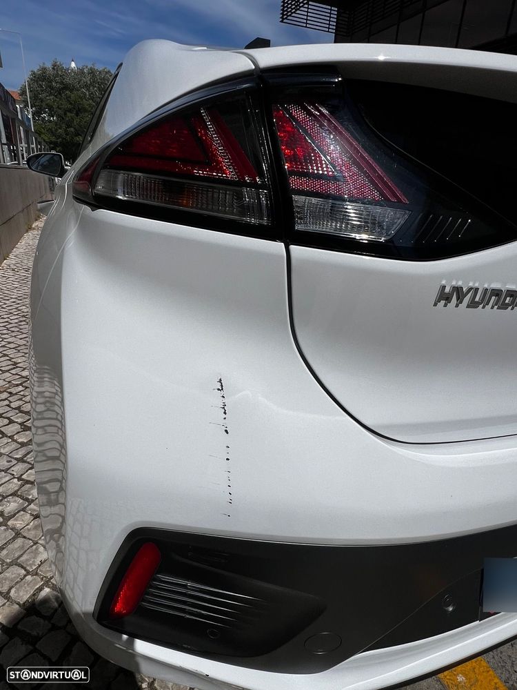 Hyundai Ioniq 1.6 GDI HEV Hybrid Tech - 11