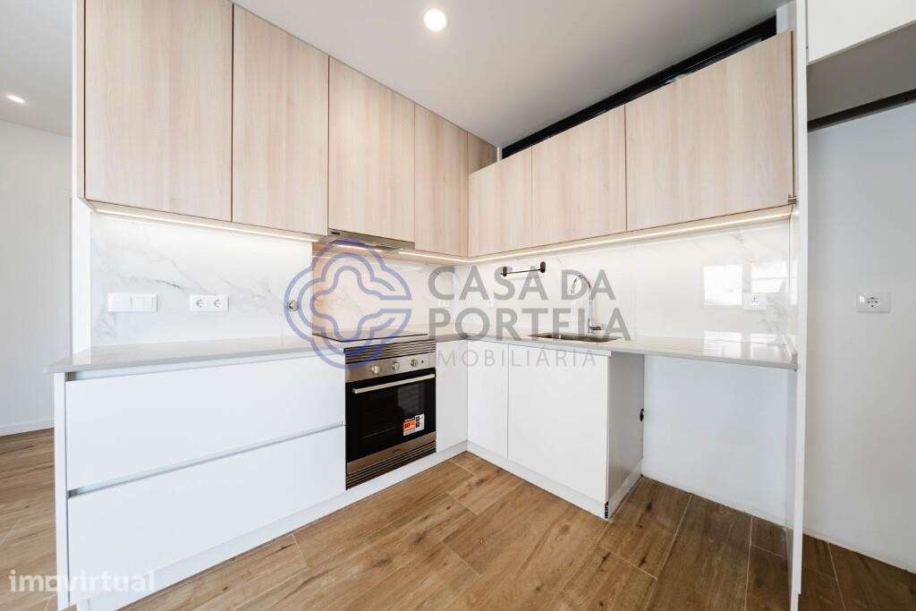 Apartamento T3 com Logradouro e Garagem | Construção 2024 | Torres Ved - Grande imagem: 4/36