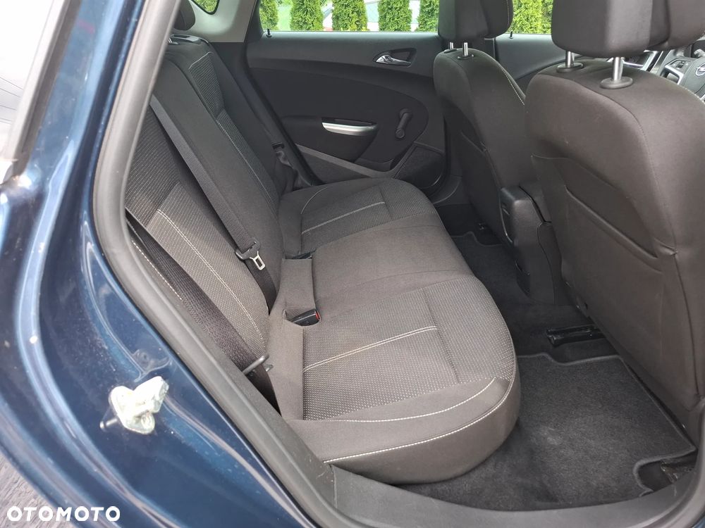 Opel Astra 1.4 Turbo Cosmo - 21