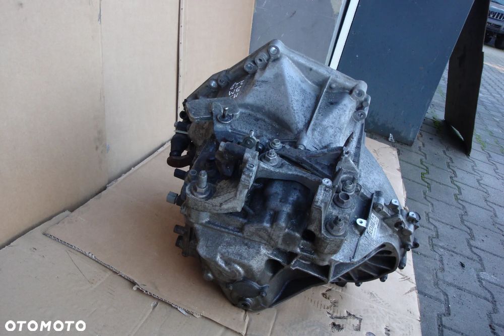 MAZDA 3 III BM 13-18 2.2D skyactiv  skrzynia biegow - 2