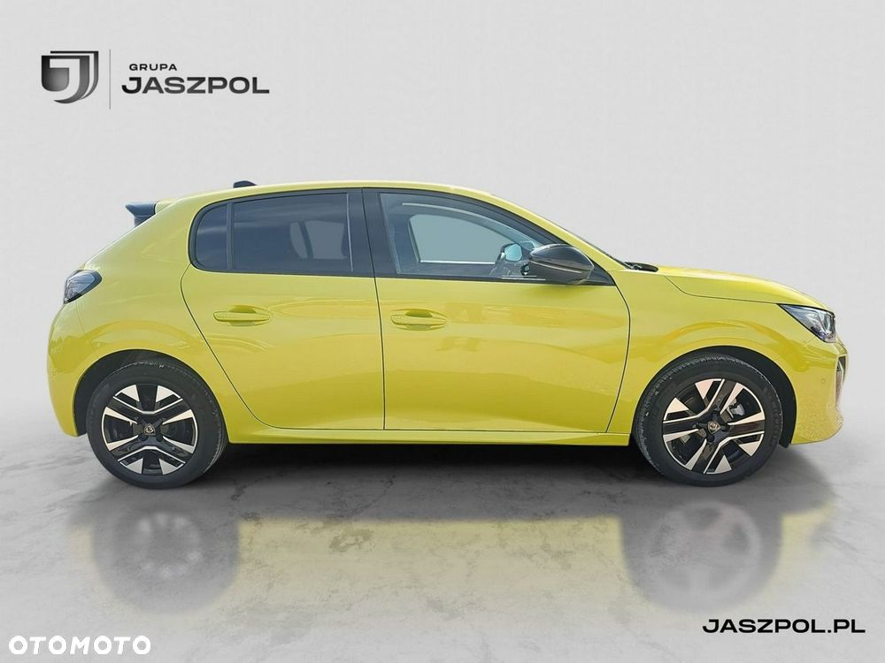 Peugeot 208 - 4