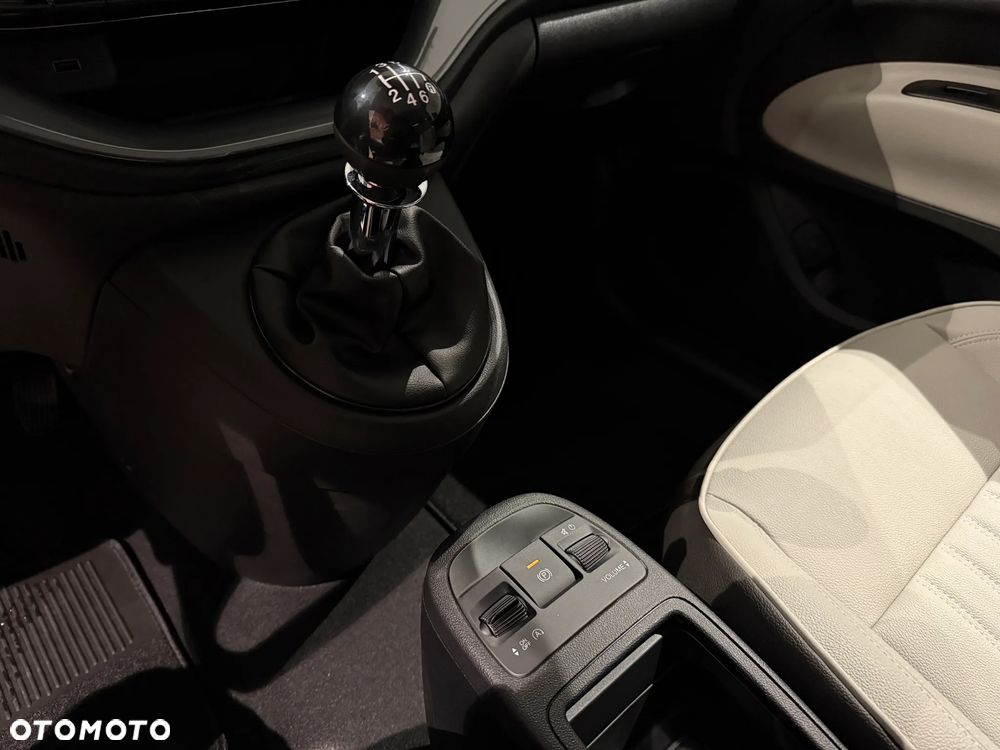 Fiat 500 ver-1-0-hybrid - 16