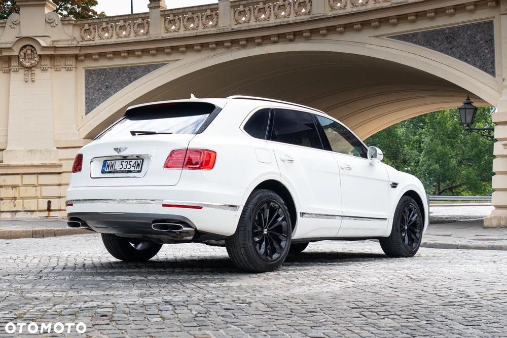 Bentley Bentayga - 7