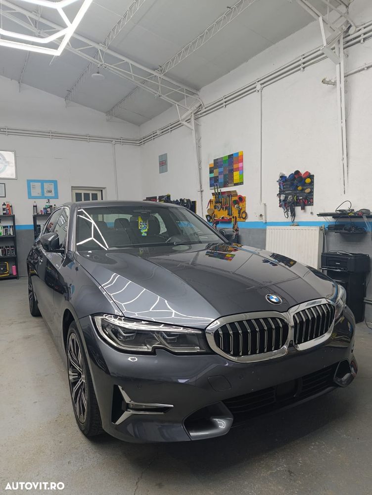 BMW Seria 3 330e Aut. Luxury Line - 14