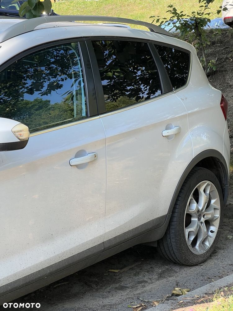 Ford Kuga 2.0 TDCi Titanium FWD - 20