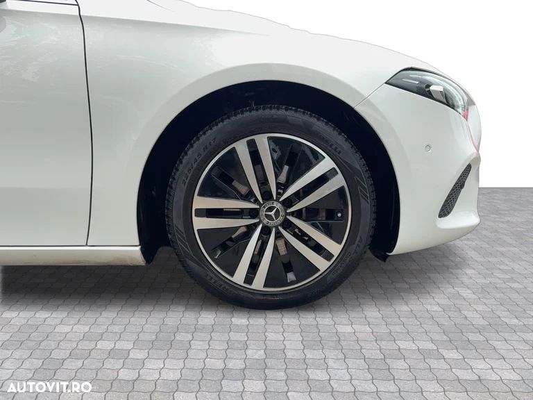 Mercedes-Benz A 200 Sedan 7G-DCT Edition 2020 - 9