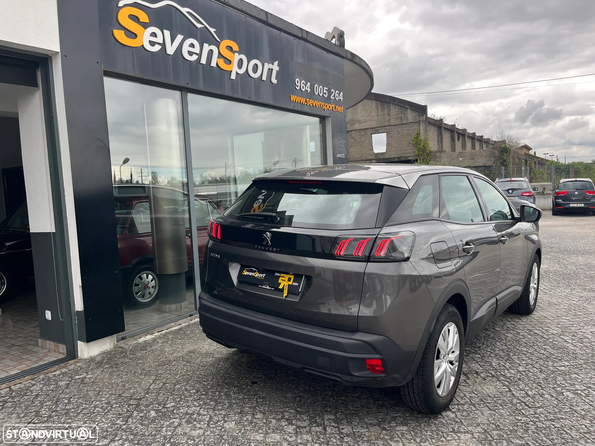 Peugeot 3008 1.5 BlueHDi Style - 11