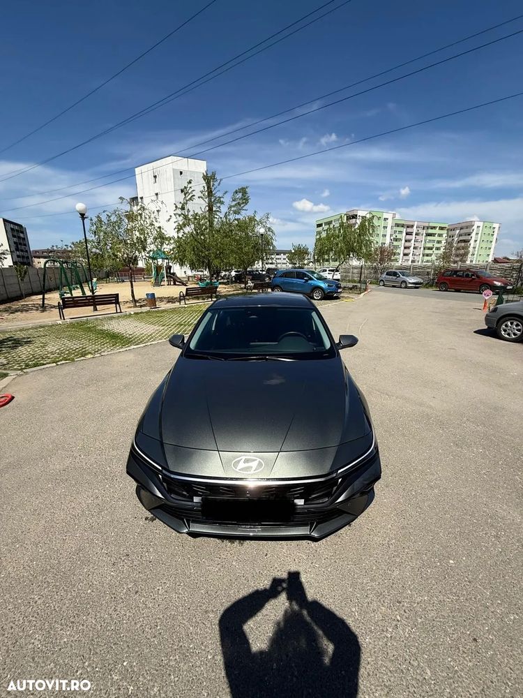 Hyundai Elantra 1.6 l 123 CP CVT Highway - 3