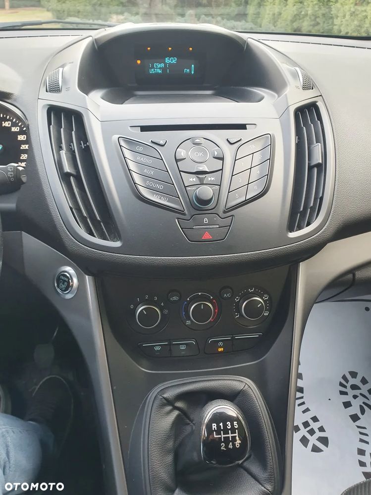 Ford Kuga 1.5 EcoBoost 2x4 Cool & Connect - 17