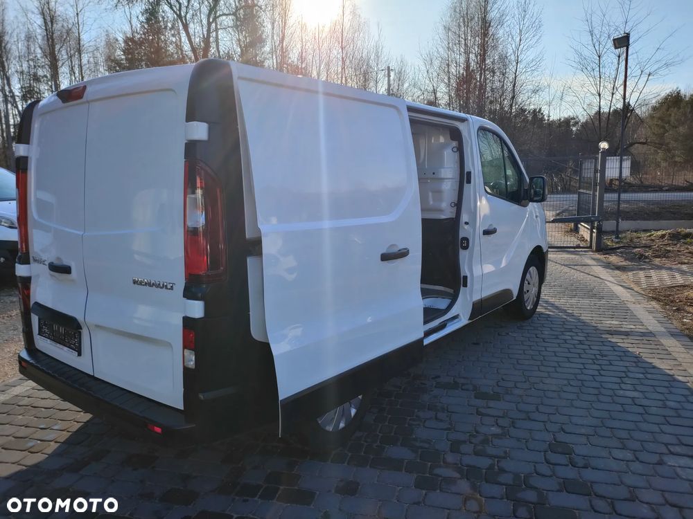 Renault TRAFIC 2020r 2,0 DCI 120KM L1H1 EURO VI DUBEL DRZWI CENA BRUTTO VAT 23% - 11