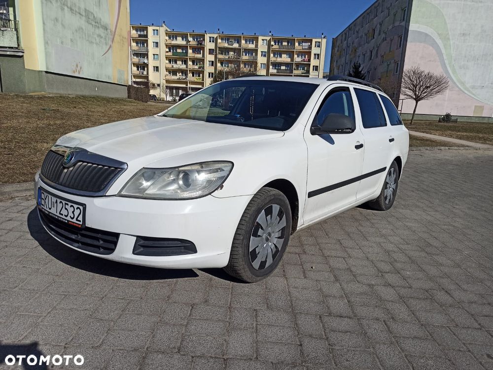 Skoda Octavia 1.6 Mint - 2