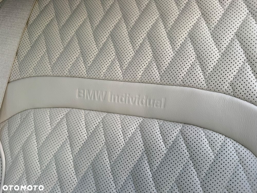 BMW Seria 7 740Ld xDrive - 25