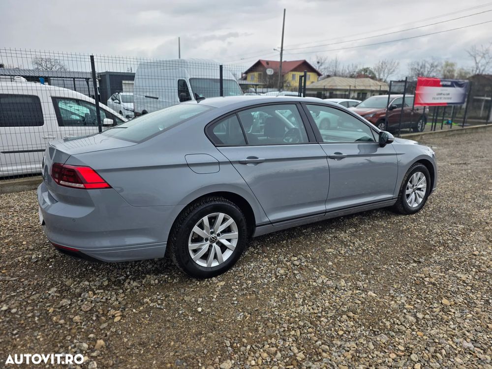 Volkswagen Passat 2.0 TDI DSG Comfortline - 17