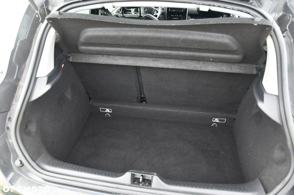 Renault Clio - 21