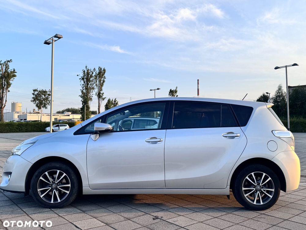 Toyota Verso 1.8 Premium - 7