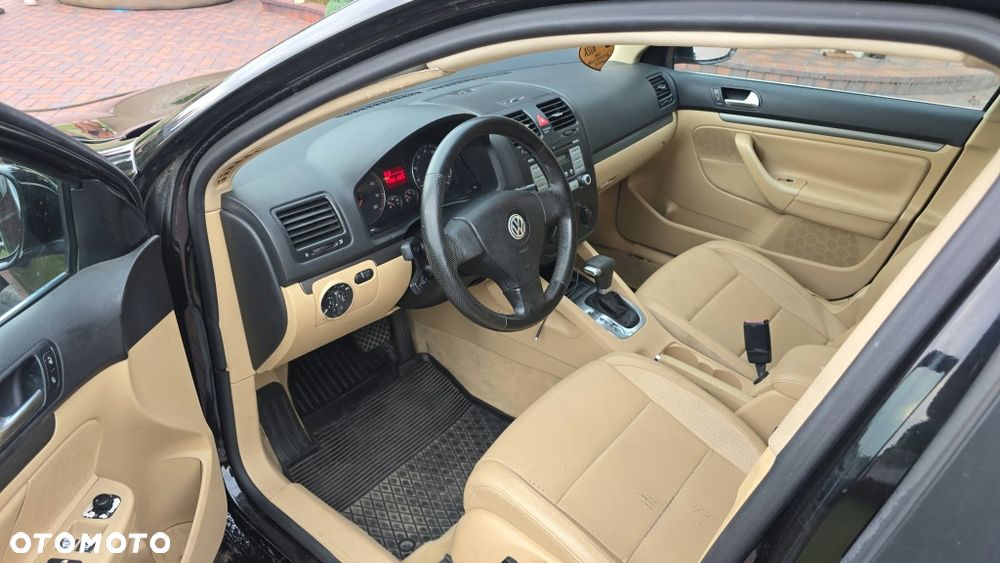 Volkswagen Jetta - 6
