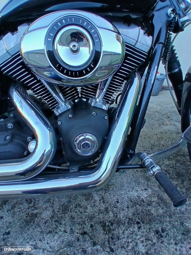 Harley-Davidson Dyna Street Bob - 10