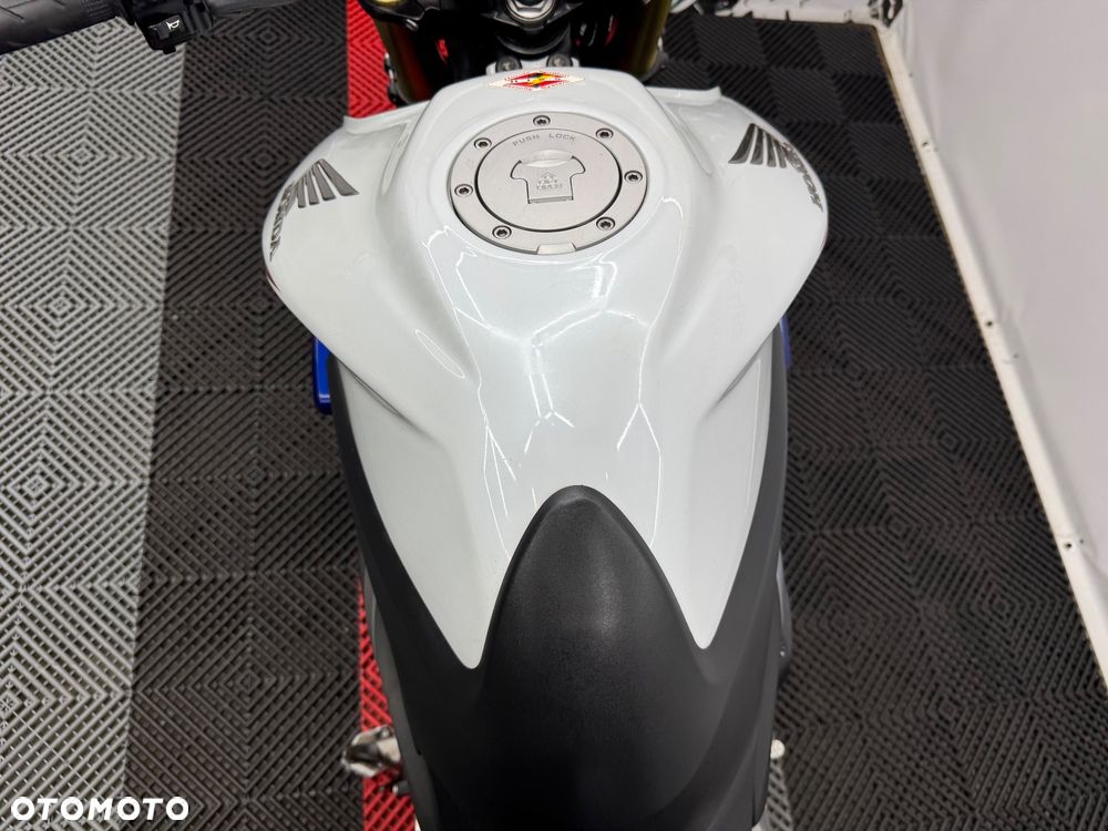 Honda CB - 24
