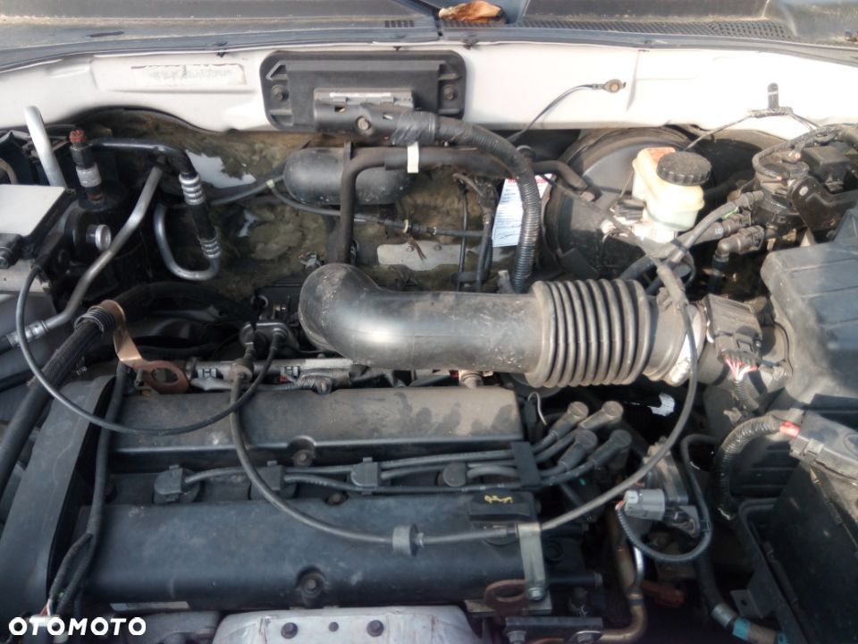 FORD MAVERICK MAZDA TRIBUTE 2,0 124 KM LISTWA WTRYSKOWA WTRYSKIWACZE KOMPL - 8