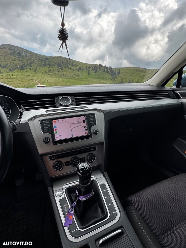 Volkswagen Passat 2.0 TDI 4Motion Comfortline - 30