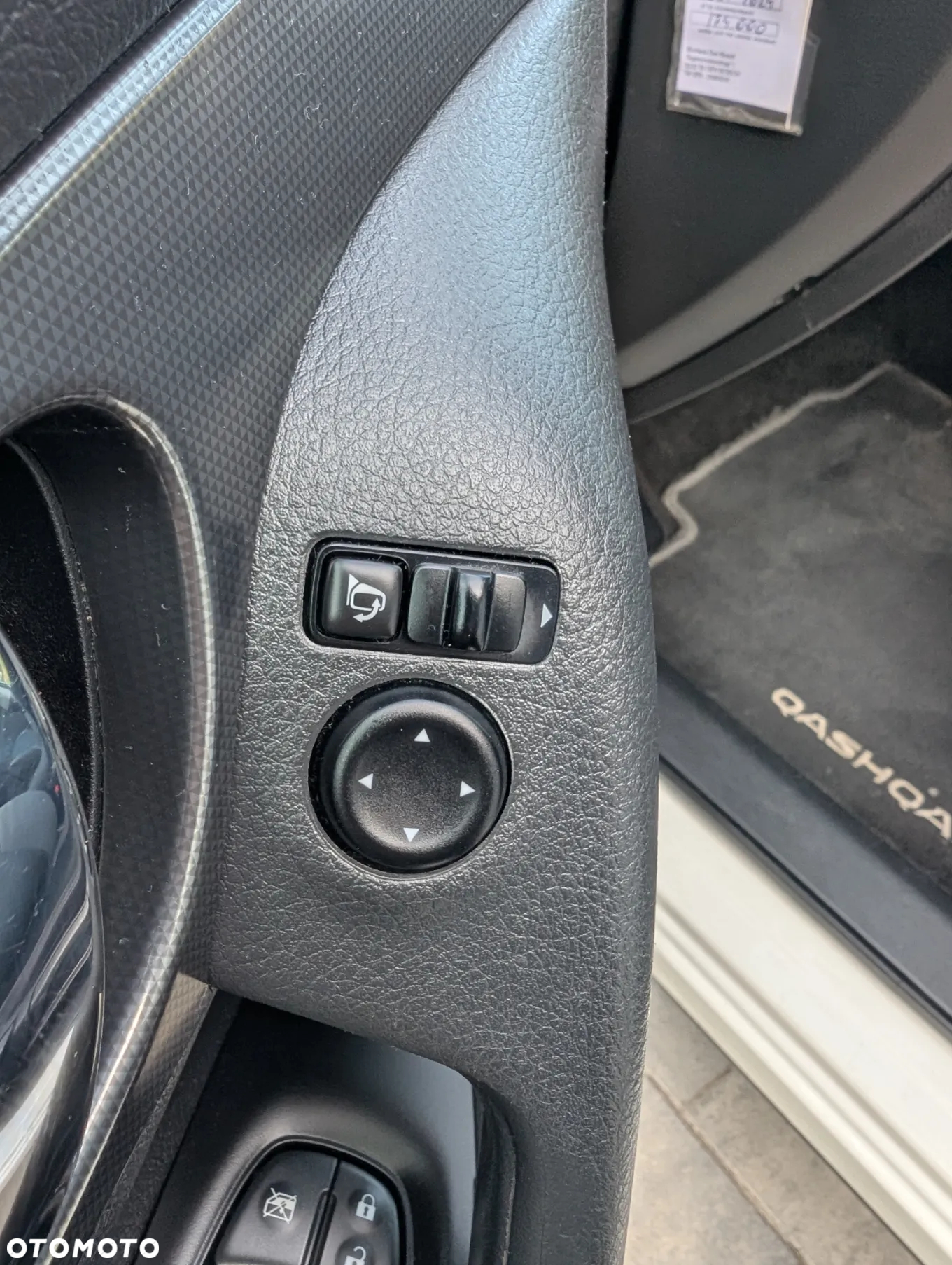 Nissan Qashqai 1.2 DIG-T N-Connecta - 21