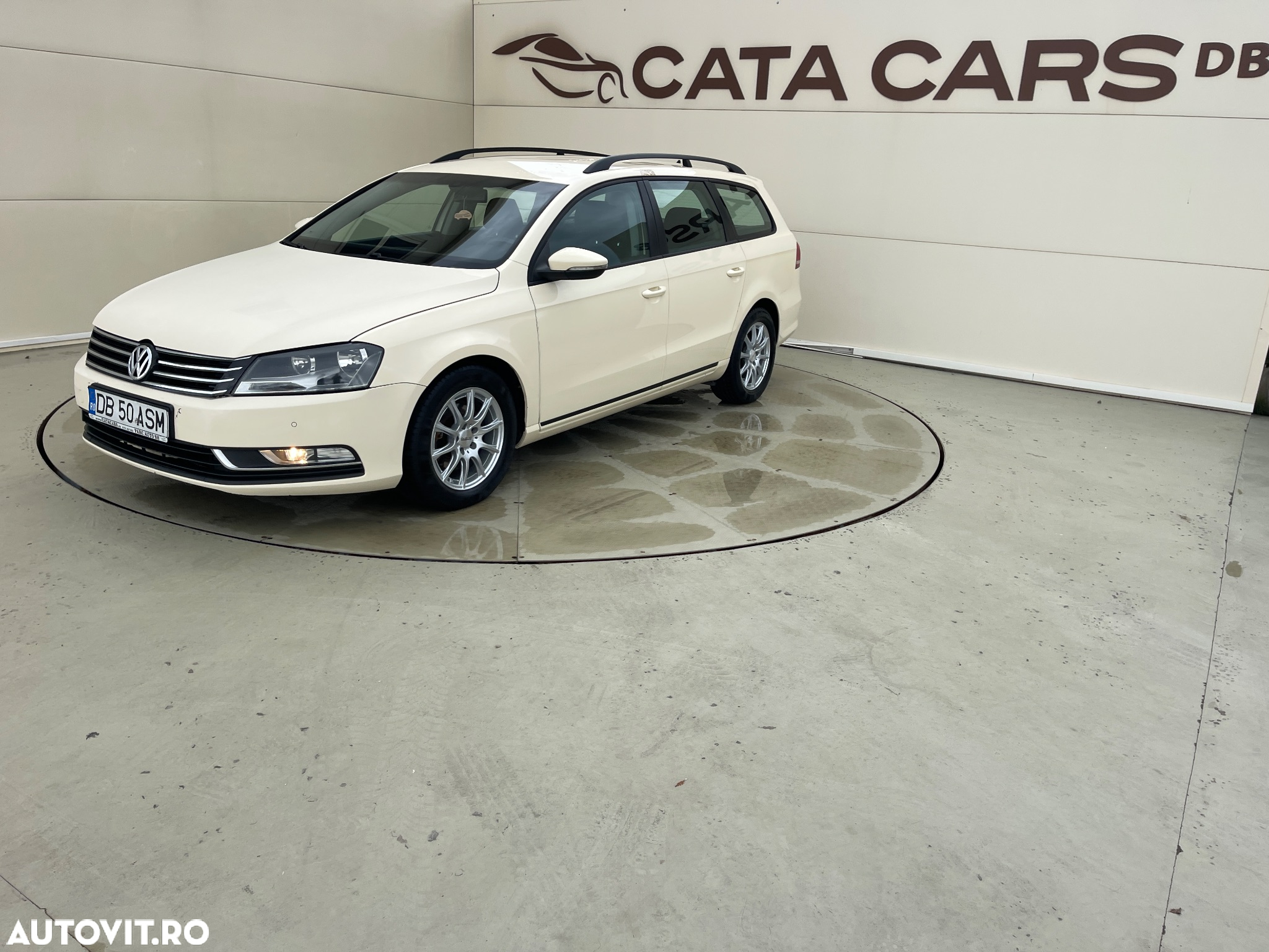 Volkswagen Passat 2.0 TDI BlueMotion Tehnology DSG Trendline - 5
