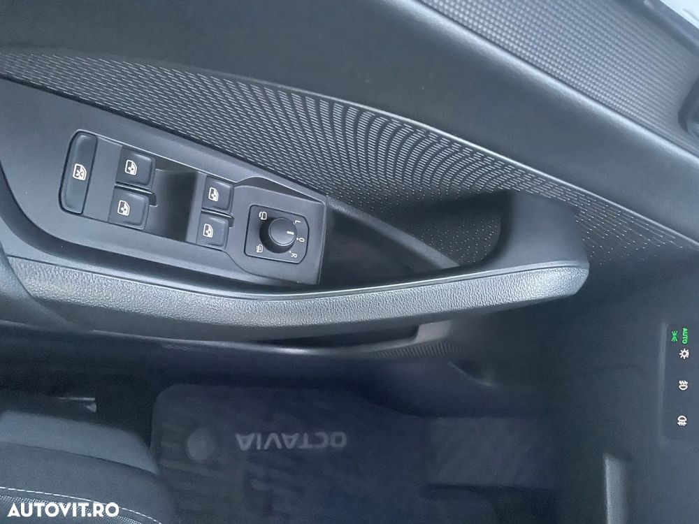 Skoda Octavia 2.0 TDI DSG Ambition - 21