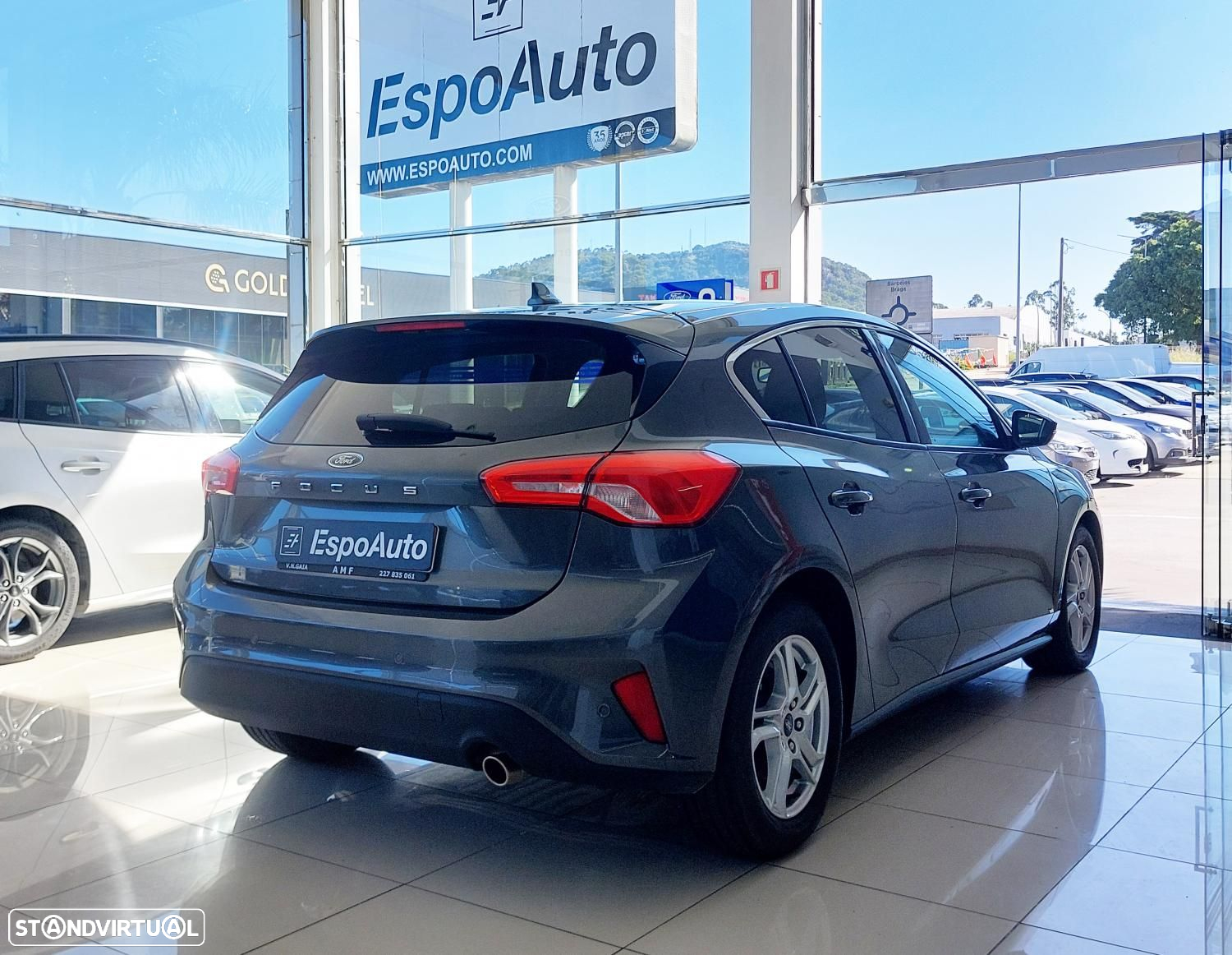 Ford Focus 1.5 TDCi EcoBlue Business - 2